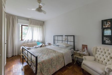 Casa à venda com 300m², 3 quartos e 4 vagasQuarto 3 - Suíte