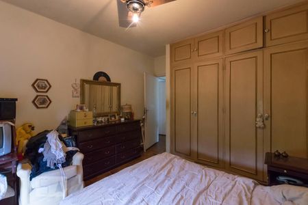 Casa à venda com 300m², 3 quartos e 4 vagasQuarto 2