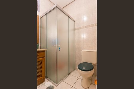 Banheiro de casa para alugar com 3 quartos, 170m² em Partenon, Porto Alegre