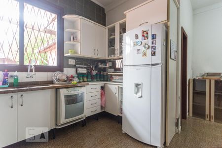 Cozinha de casa para alugar com 3 quartos, 170m² em Partenon, Porto Alegre