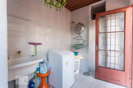 Casa para alugar com 170m², 3 quartos e 2 vagasÁrea de serviço