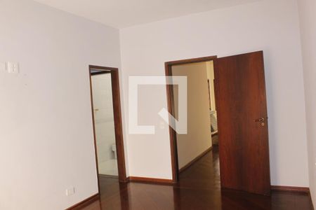 Casa à venda com 500m², 4 quartos e 2 vagasQuarto 2