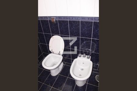 Casa à venda com 500m², 4 quartos e 2 vagasBanheiro