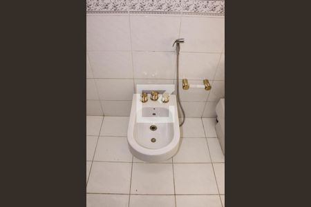 Casa à venda com 500m², 4 quartos e 2 vagasBanheiro