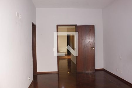 Casa à venda com 500m², 4 quartos e 2 vagasQuarto 2