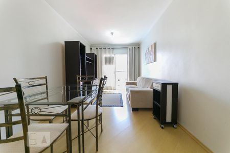 Sala de apartamento para alugar com 1 quarto, 50m² em Botafogo, Campinas
