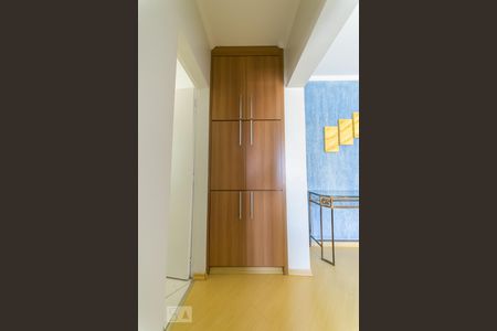 Corredor de apartamento para alugar com 1 quarto, 50m² em Botafogo, Campinas