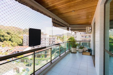 Apartamento para alugar com 120m², 3 quartos e 2 vagasVaranda