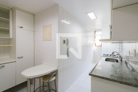 Apartamento para alugar com 120m², 3 quartos e 2 vagasCozinha