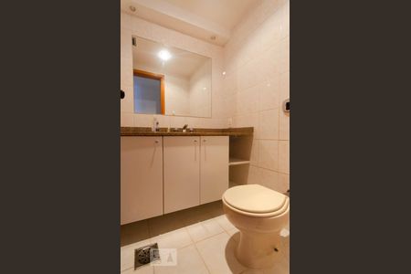 Apartamento à venda com 145m², 3 quartos e 3 vagas Apartamento à venda com 145m², 3 quartos e 3 vagasLavabo