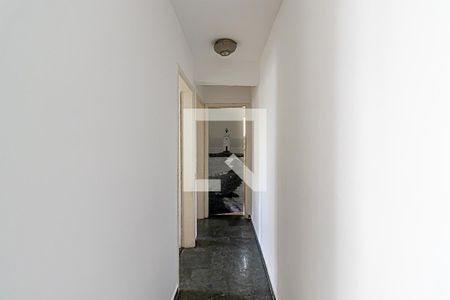 Corredor para quartos de apartamento para alugar com 2 quartos, 62m² em Moema, São Paulo