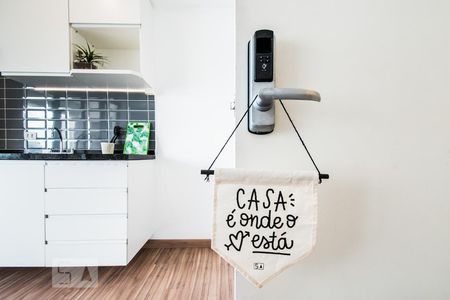 Studio - Fechadura Eletrônica de kitnet/studio para alugar com 1 quarto, 34m² em Consolação, São Paulo