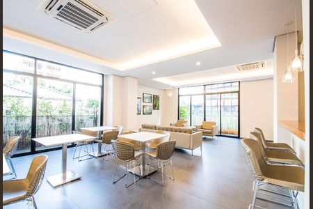Apartamento para alugar com 34m², 1 quarto e 1 vagaÁrea Externa - Salão de Festas