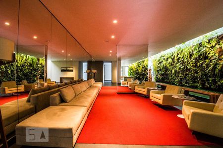 Apartamento para alugar com 34m², 1 quarto e 1 vagaÁrea Externa - Hall de Entrada