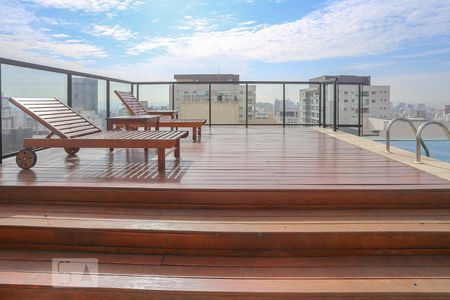 Apartamento para alugar com 34m², 1 quarto e 1 vagaÁrea Externa - Piscina