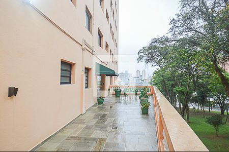 Apartamento à venda com 68m², 2 quartos e 1 vagaHall de entrada