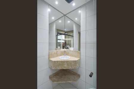 Apartamento à venda com 68m², 2 quartos e 1 vagaBanheiro