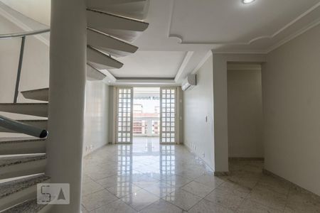 Apartamento à venda com 250m², 4 quartos e 3 vagas Apartamento à venda com 250m², 4 quartos e 3 vagasSala