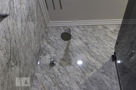 Apartamento à venda com 250m², 4 quartos e 3 vagas Apartamento à venda com 250m², 4 quartos e 3 vagasBanheiro