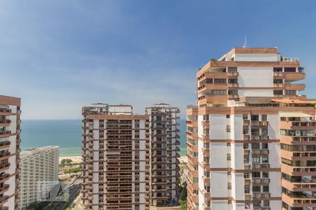 Apartamento à venda com 250m², 4 quartos e 3 vagas Apartamento à venda com 250m², 4 quartos e 3 vagasVista da Varanda