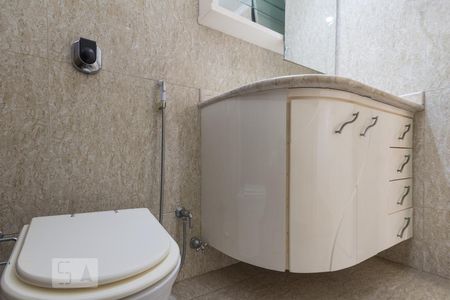 Apartamento à venda com 250m², 4 quartos e 3 vagas Apartamento à venda com 250m², 4 quartos e 3 vagasBanheiro (Suíte)