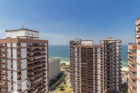 Apartamento à venda com 250m², 4 quartos e 3 vagas Apartamento à venda com 250m², 4 quartos e 3 vagasVista da Cobertura