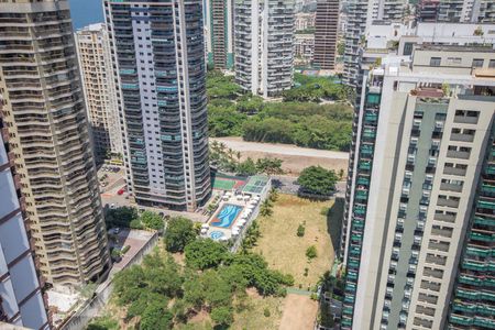 Apartamento à venda com 250m², 4 quartos e 3 vagas Apartamento à venda com 250m², 4 quartos e 3 vagasVista da Cobertura