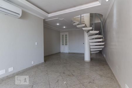 Apartamento à venda com 250m², 4 quartos e 3 vagas Apartamento à venda com 250m², 4 quartos e 3 vagasSala
