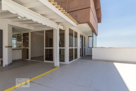 Apartamento à venda com 250m², 4 quartos e 3 vagas Apartamento à venda com 250m², 4 quartos e 3 vagasCobertura