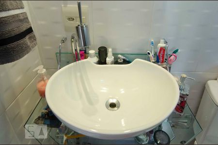 Apartamento à venda com 81m², 3 quartos e 2 vagasBanheiro Suíte