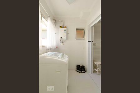 Apartamento à venda com 81m², 3 quartos e 2 vagasLavanderia