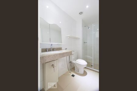 Banheiro social de apartamento à venda com 1 quarto, 53m² em Jardim Brasil (zona Sul), São Paulo