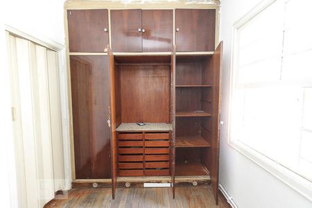 Casa à venda com 300m², 3 quartos e 6 vagas Casa à venda com 300m², 3 quartos e 6 vagasquarto 02