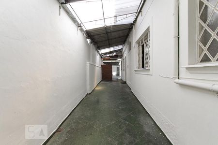 Casa à venda com 300m², 3 quartos e 6 vagas Casa à venda com 300m², 3 quartos e 6 vagascorredor externo