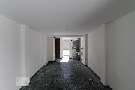 Casa à venda com 300m², 3 quartos e 6 vagas Casa à venda com 300m², 3 quartos e 6 vagasárea de serviço