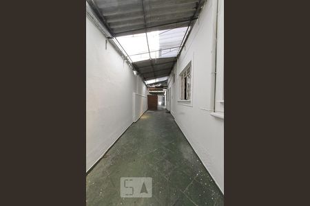 Casa à venda com 300m², 3 quartos e 6 vagas Casa à venda com 300m², 3 quartos e 6 vagascorredor externo