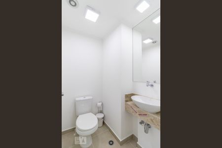 Lavabo de kitnet/studio para alugar com 1 quarto, 56m² em Brooklin Paulista, São Paulo