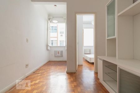 Apartamento para alugar com 40m², 1 quarto e sem vagaSala