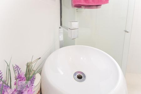 Banheiro torneira de apartamento para alugar com 1 quarto, 45m² em Vila Isabel, Rio de Janeiro