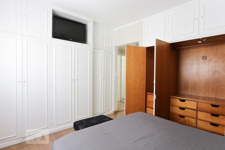 Apartamento à venda com 150m², 4 quartos e 2 vagas Apartamento à venda com 150m², 4 quartos e 2 vagasQuarto 03