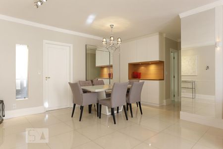 Sala de apartamento à venda com 4 quartos, 150m² em Cerqueira César, São Paulo