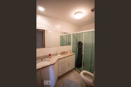 Apartamento à venda com 270m², 4 quartos e 3 vagasbanheiro suíte 3