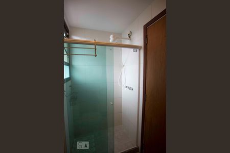 Apartamento à venda com 270m², 4 quartos e 3 vagasbanheiro suíte 2