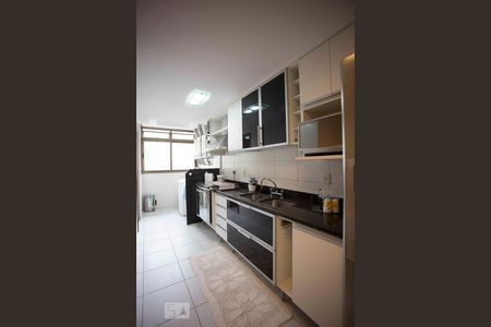 Apartamento à venda com 270m², 4 quartos e 3 vagascozinha