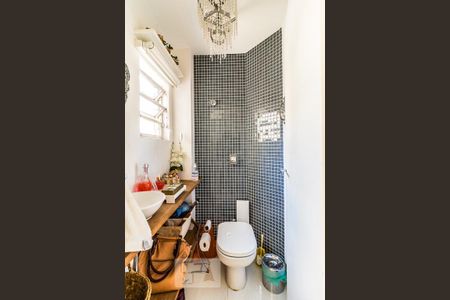 Apartamento para alugar com 70m², 2 quartos e 1 vagaLavabo