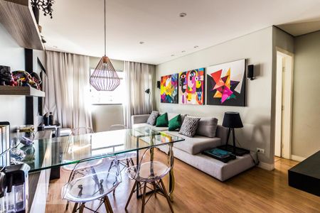 Apartamento para alugar com 70m², 2 quartos e 1 vagaSala
