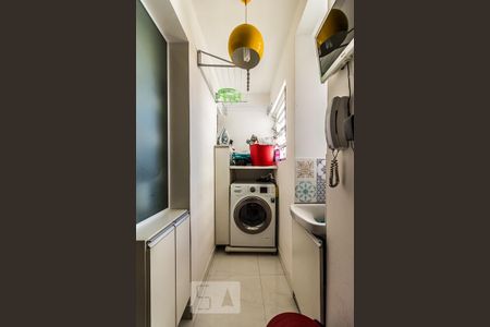 Apartamento para alugar com 70m², 2 quartos e 1 vagaÁrea de Serviço