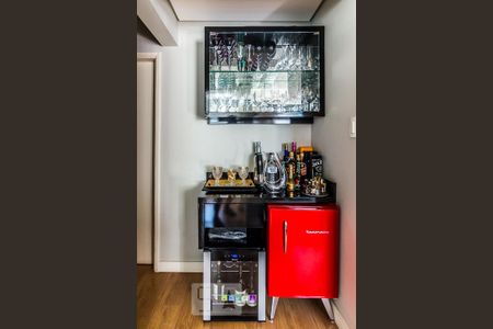Apartamento para alugar com 70m², 2 quartos e 1 vagaSala
