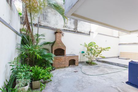 Apartamento à venda com 62m², 2 quartos e 1 vaga Apartamento à venda com 62m², 2 quartos e 1 vagaChurrasqueira