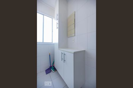 Area de Serviço  de apartamento para alugar com 2 quartos, 75m² em Jardim da Fonte, Jundiaí